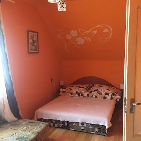 Almos Vendeghaz * Hajduszoboszlo